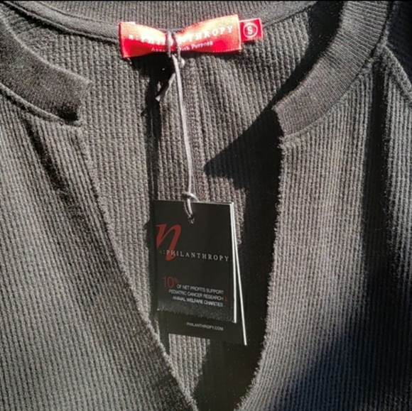 N:Philanthropy Dree - Picture 6 of 8